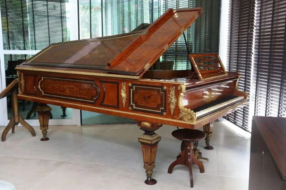 Hotel Cadoro São Paulo 4*,
